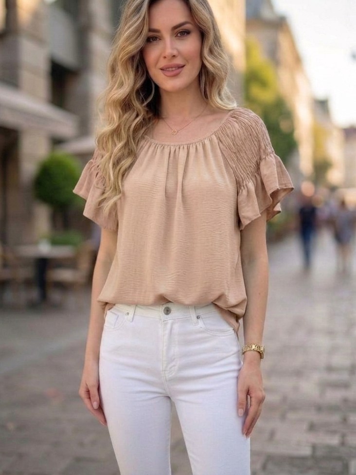 Italská móda Vzdušná halenka s volánky a žabičkovými rukávy