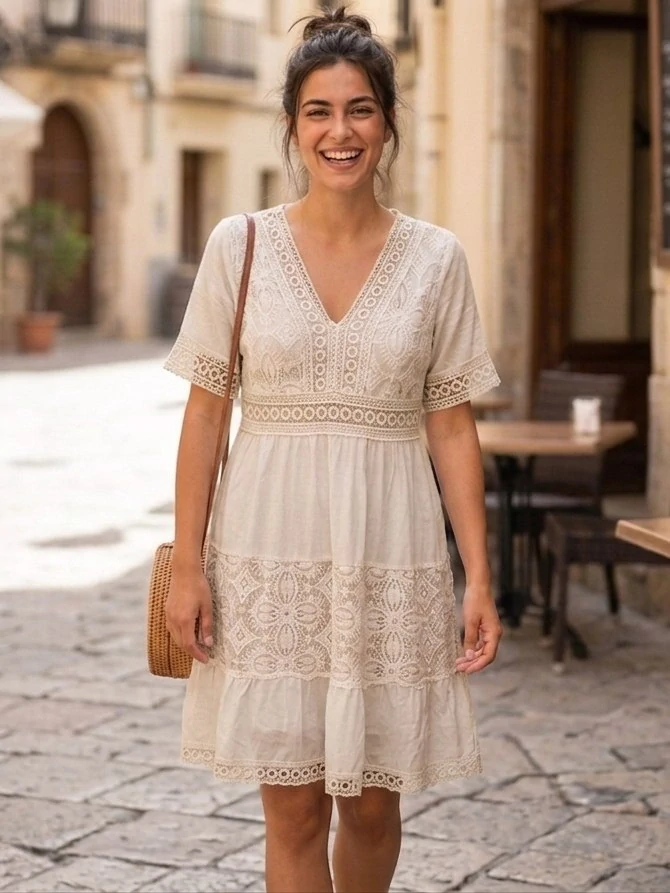 Krajkové letní boho šaty z viskózy s krátkým rukávem béžové