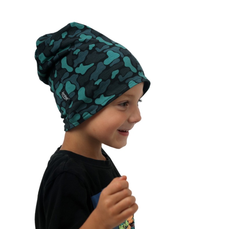 Dětská oboustranná čepice JOŽÁNEK, černá + zelené fleky na černé