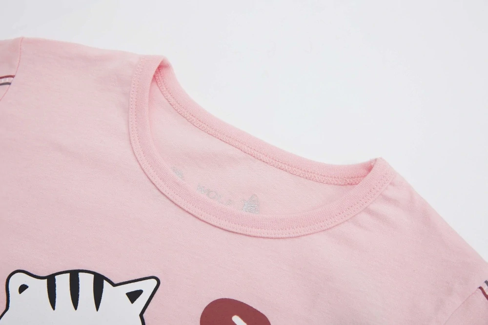 Dívčí pyžamo Wolf S2452B lososové