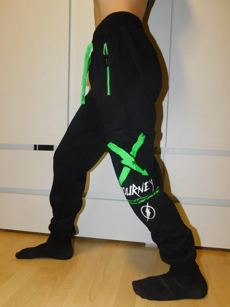 Teplé chlapecké tepláky Kugo GM9794 černé