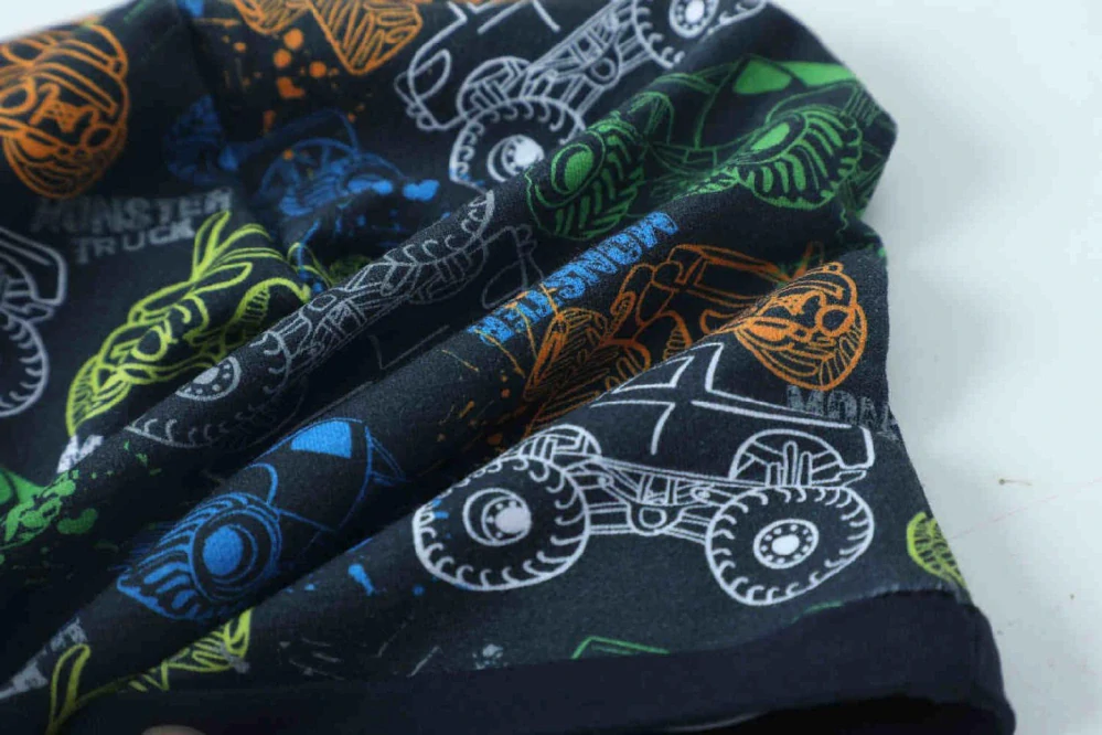 Chlapecká jarní/podzimní čepice Kugo CF5625 – monster truck