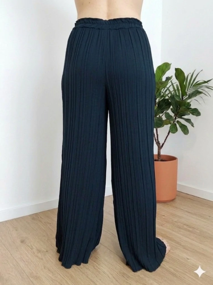 Široké dámské viskózové kalhoty s elastickým pasem tmavě modré