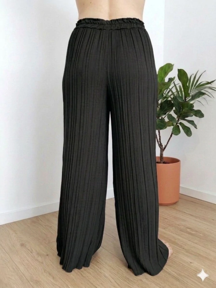 Široké dámské viskózové kalhoty s elastickým pasem černé