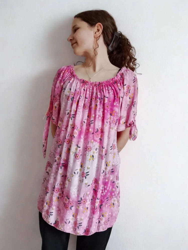 Dámská bavlněná halenka Anička růžová s kvítky