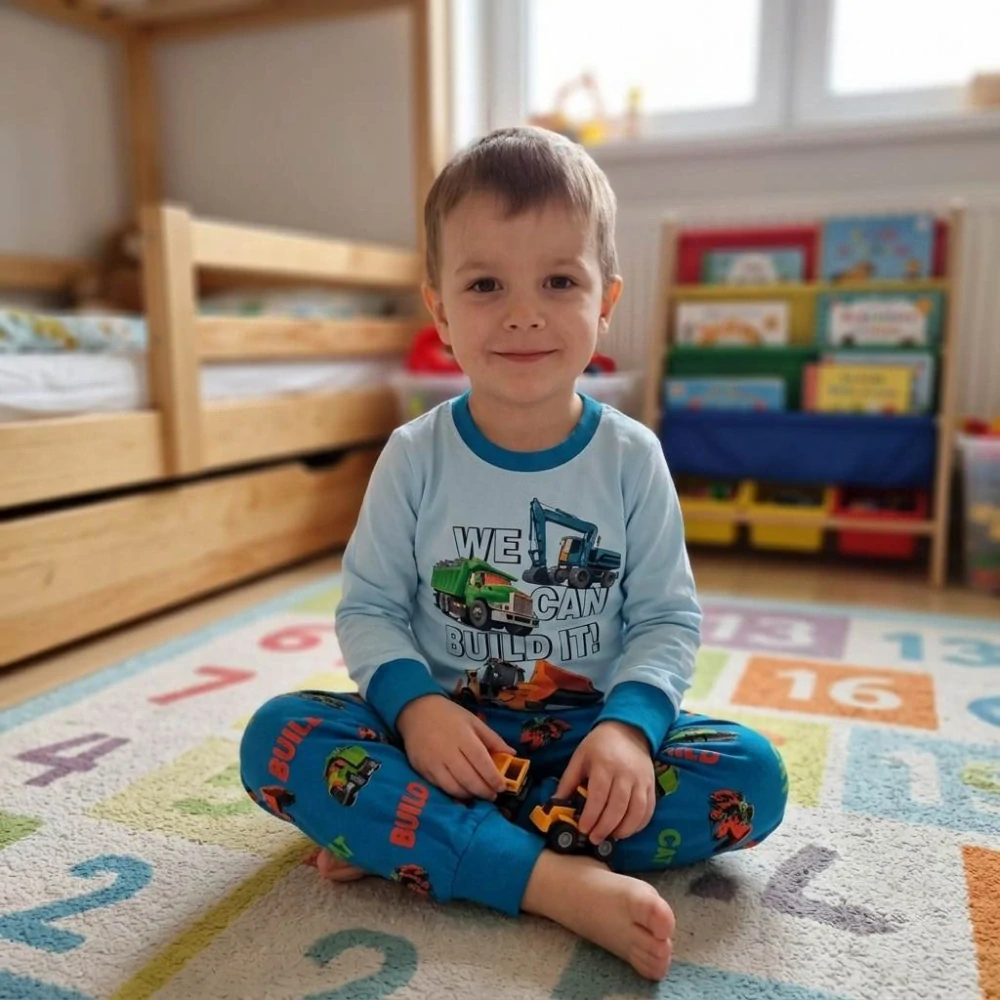 Chlapecké bavlněné pyžamo Kugo MP1751 sv. modré s bagrem