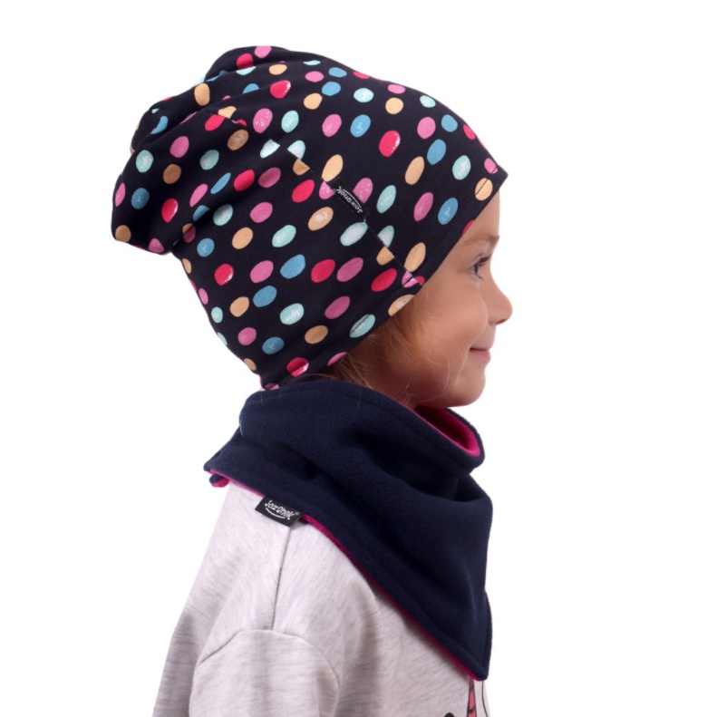 Dětská oboustranná čepice JOŽÁNEK, černá + lentilky na modré