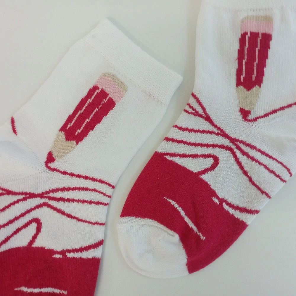 Dívčí ponožky z bambusové viskózy Trepon Tužka červené