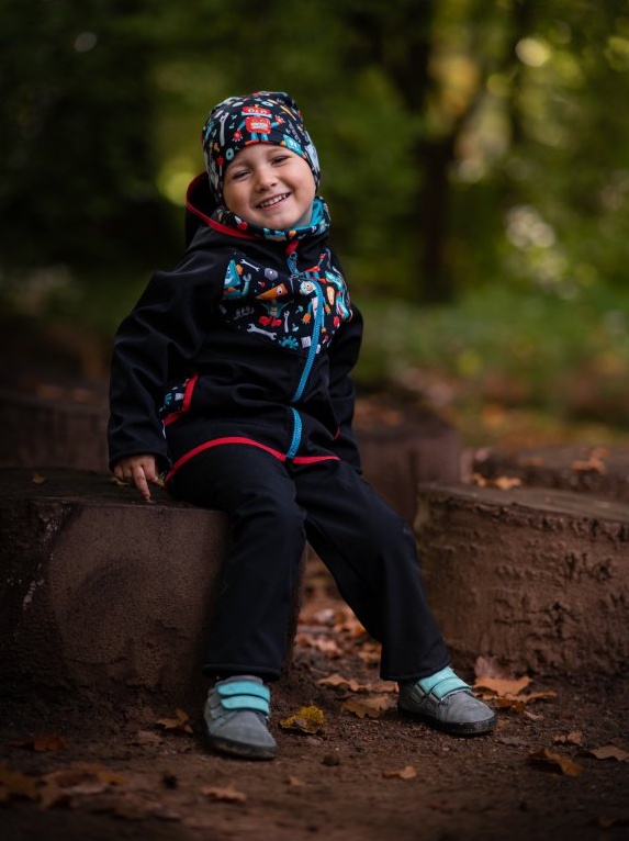 UNUO Dětská fleecová čepice Homeless, roboti