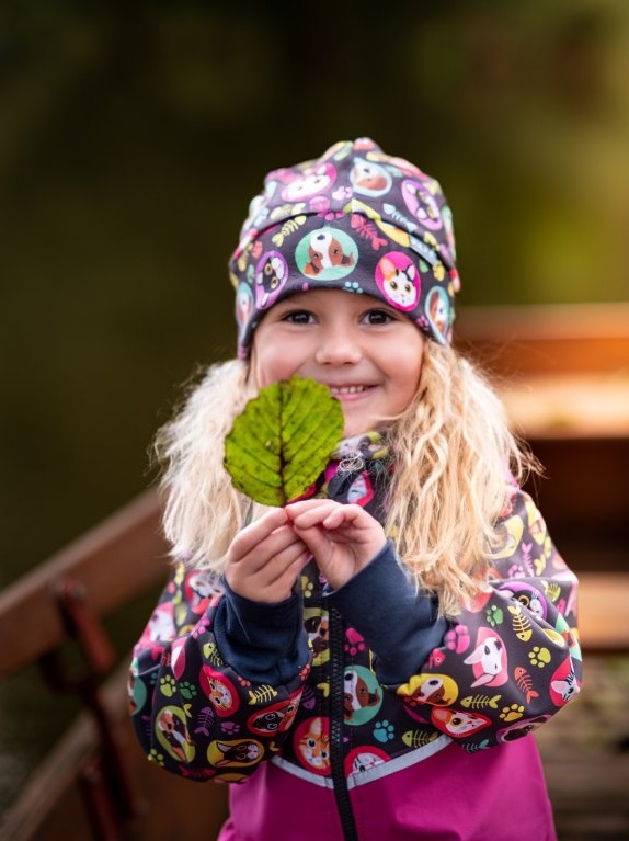 UNUO Dětská fleecová čepice Sport, kočka a pes holka