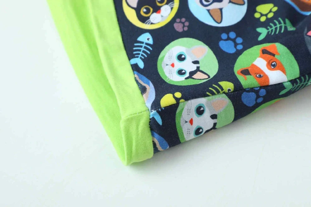 Chlapecká čepice s nákrčníkem Kugo CF5621 - kočka a pes