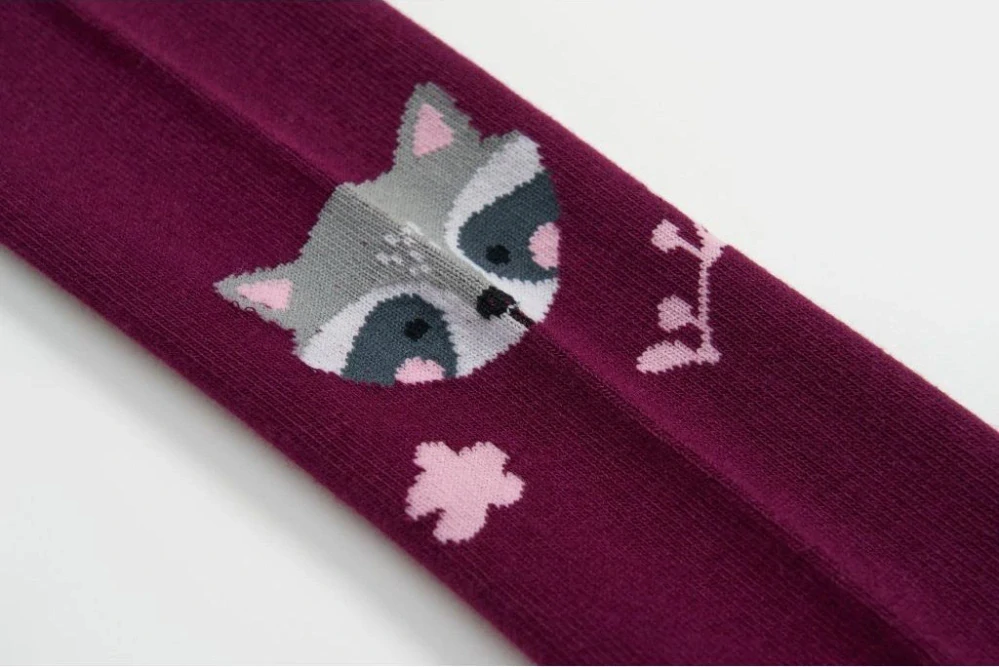 Dívčí kamaše Wolf & Wolfie P2516 tmavě vínové s mývalem