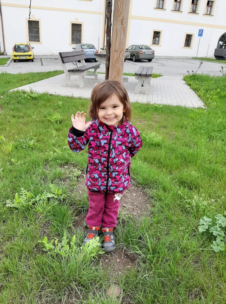 Dětská softshellová bunda s fleecem Jožánek růžové fleky na černé