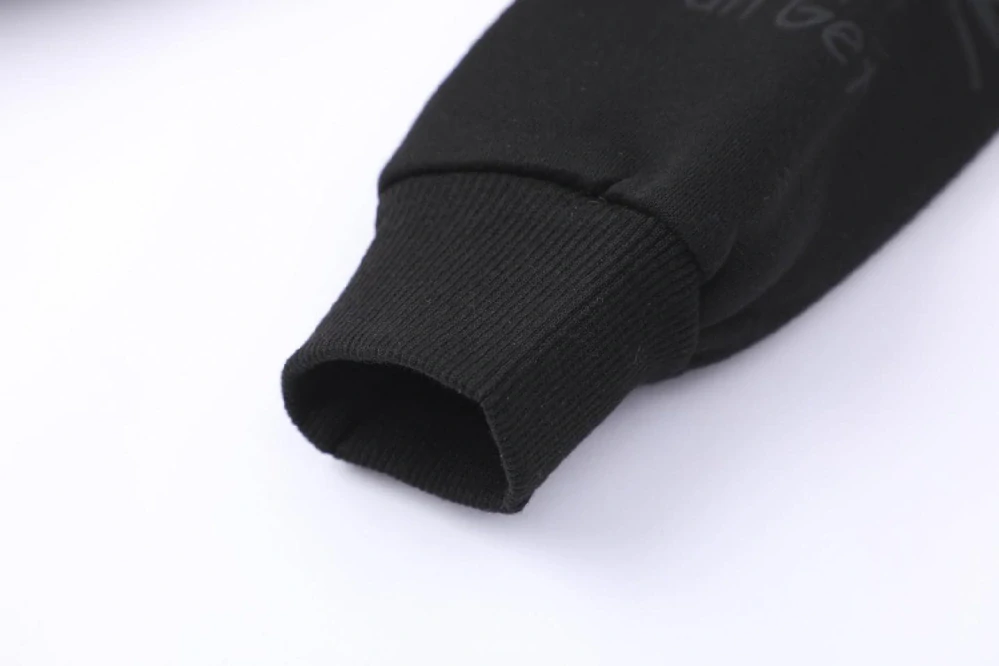 Teplá chlapecká mikina Kugo GM8672 černá / modrá aplikace