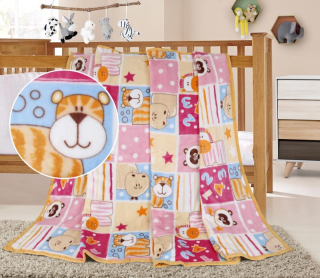 BELLATEX Dětská přikrývka Ella růžový patchwork 75x100 cm