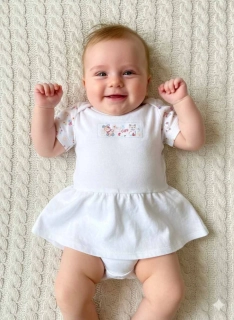 Kojenecké body se sukýnkou Ewa Plastuš bílé