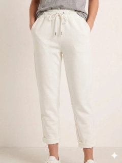 Pohodlné máslové kalhoty s kapsami Sport bílé